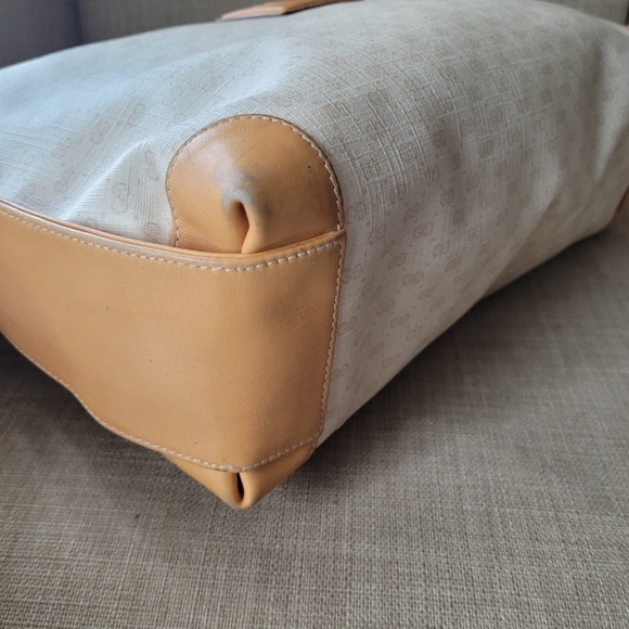 Authentic Gucci vintage GG canvas crossbody bag 001.105.0096 (B03) - Picture 5 of 16